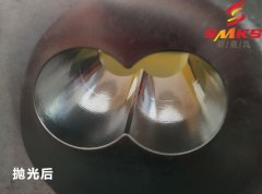 把銹跡斑斑的異形孔拋光成鏡面狀態(tài)！