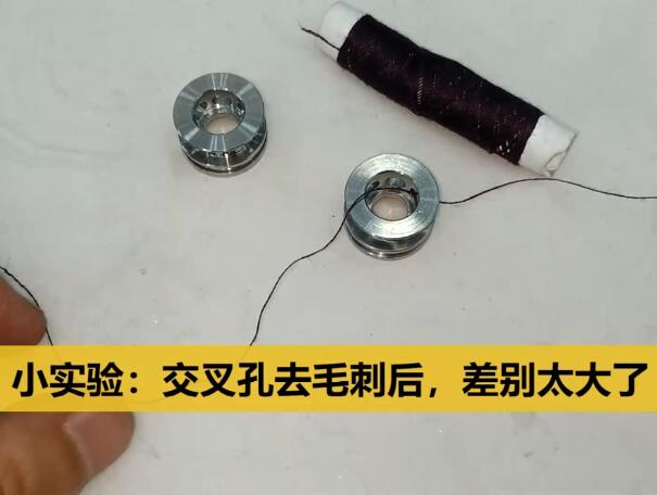 實(shí)驗(yàn)檢測(cè)磨粒流去除內(nèi)孔毛刺后的效果！ 