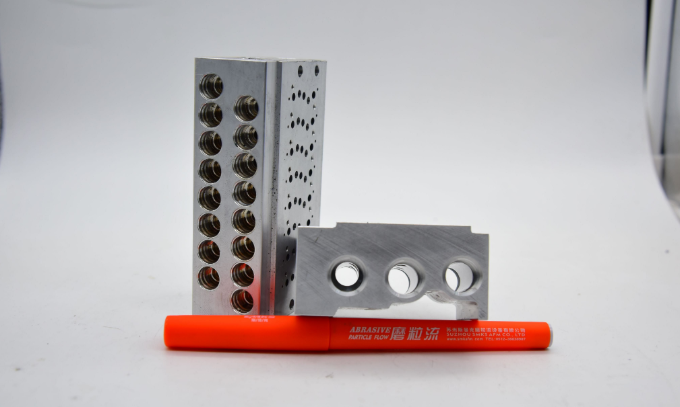閥體<a href='http://www.lifemessy.com' target='_blank'><u>交叉孔去毛刺</u></a>，是令人十分苦惱的事情。一來閥體交叉孔多，二來交叉孔毛刺不像表面毛刺那樣容易接觸，所以，如果用人工對(duì)閥體<a href='http://www.lifemessy.com' target='_blank'><u>交叉孔去毛刺</u></a>，十分緩慢。